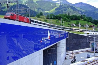 lotschberg_tunnel